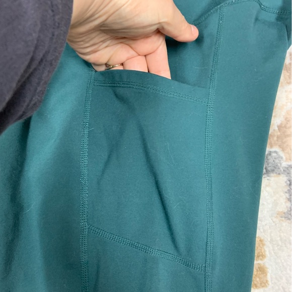 Yogalicious Teal Leggings, size L - Picture 5 of 7